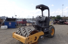 2011 Volvo SD45F Padfoot Roller