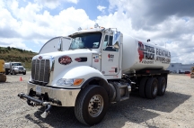 2019 Peterbilt 348