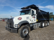 2018 Mack GU713 Tri Axle