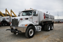 2019 Peterbilt 348