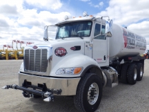 2019 Peterbilt 348