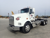 2019 Kenworth T800 Tandem Semi