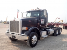 2018 Peterbilt 367 Tandem Semi